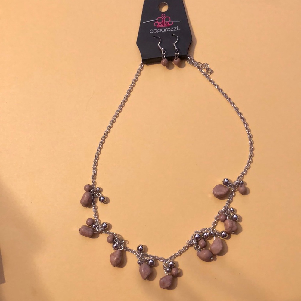 Silver necklace w/ stone &silver beads